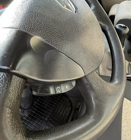 Белый Рено Премиум, объемом двигателя 7 л и пробегом 125 тыс. км за 57700 $, фото 52 на Automoto.ua