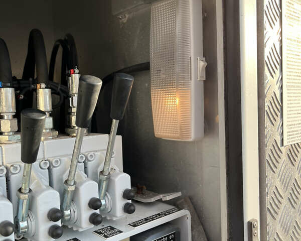 Белый Рено Премиум, объемом двигателя 7 л и пробегом 125 тыс. км за 57700 $, фото 38 на Automoto.ua