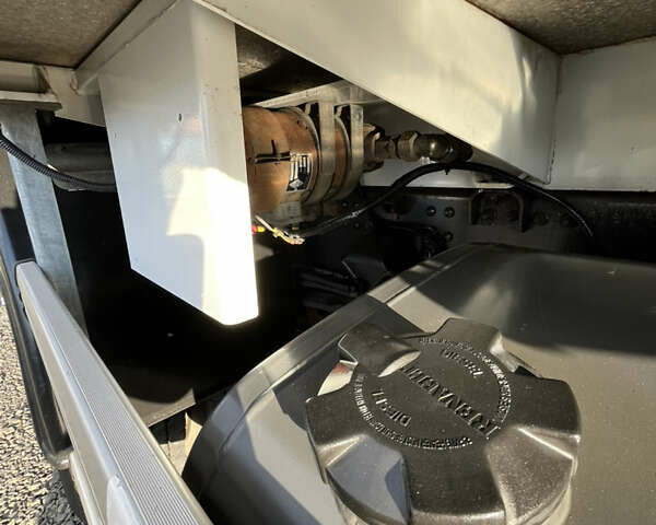 Белый Рено Премиум, объемом двигателя 7 л и пробегом 125 тыс. км за 57700 $, фото 33 на Automoto.ua