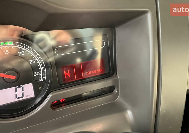 Белый Рено Премиум, объемом двигателя 7 л и пробегом 125 тыс. км за 57700 $, фото 50 на Automoto.ua