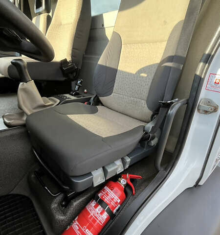 Белый Рено Премиум, объемом двигателя 7 л и пробегом 125 тыс. км за 57700 $, фото 57 на Automoto.ua