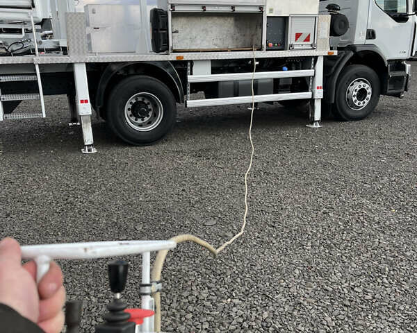 Белый Рено Премиум, объемом двигателя 7 л и пробегом 125 тыс. км за 57700 $, фото 40 на Automoto.ua