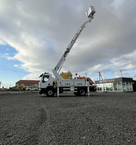 Белый Рено Премиум, объемом двигателя 7 л и пробегом 125 тыс. км за 57700 $, фото 72 на Automoto.ua