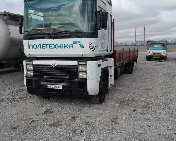 Белый Рено Премиум, объемом двигателя 12 л и пробегом 0 тыс. км за 11800 $, фото 2 на Automoto.ua