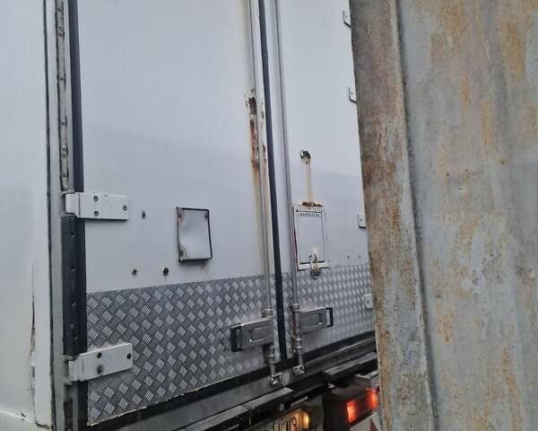 Белый Рено Премиум, объемом двигателя 10.84 л и пробегом 940 тыс. км за 13000 $, фото 4 на Automoto.ua