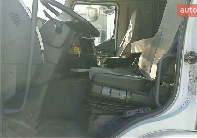 Белый Рено Премиум, объемом двигателя 10.84 л и пробегом 689 тыс. км за 8500 $, фото 14 на Automoto.ua