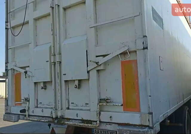 Белый Рено Премиум, объемом двигателя 10.84 л и пробегом 689 тыс. км за 8500 $, фото 25 на Automoto.ua