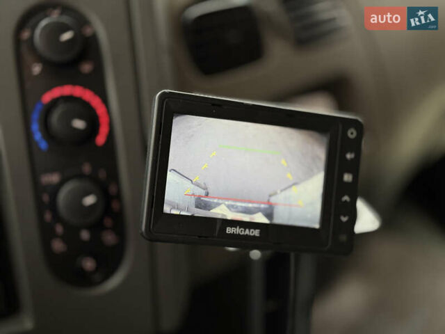 Білий Рено Преміум, об'ємом двигуна 7.15 л та пробігом 189 тис. км за 66246 $, фото 16 на Automoto.ua