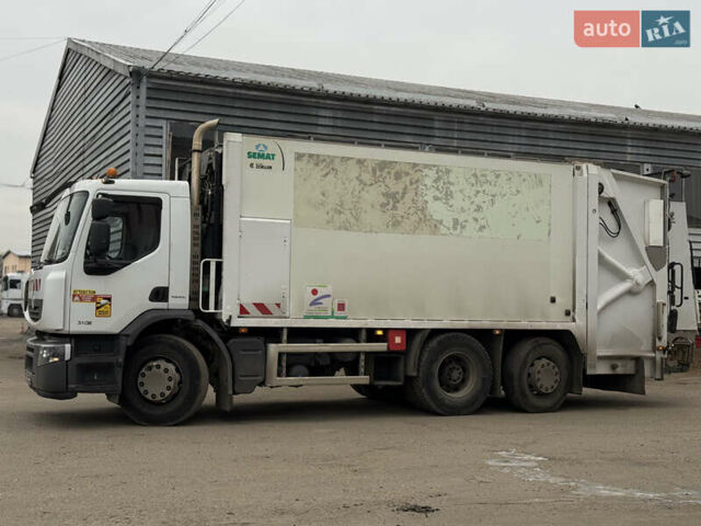 Білий Рено Преміум, об'ємом двигуна 7.15 л та пробігом 189 тис. км за 66246 $, фото 2 на Automoto.ua