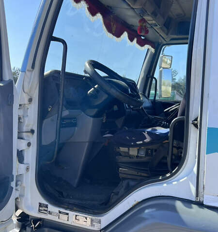 Белый Рено Премиум, объемом двигателя 6.2 л и пробегом 1 тыс. км за 7999 $, фото 15 на Automoto.ua