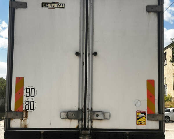 Белый Рено Премиум, объемом двигателя 6 л и пробегом 928 тыс. км за 13900 $, фото 6 на Automoto.ua