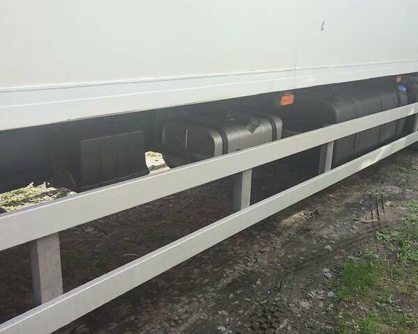 Білий Рено Преміум, об'ємом двигуна 6.9 л та пробігом 460 тис. км за 23000 $, фото 9 на Automoto.ua