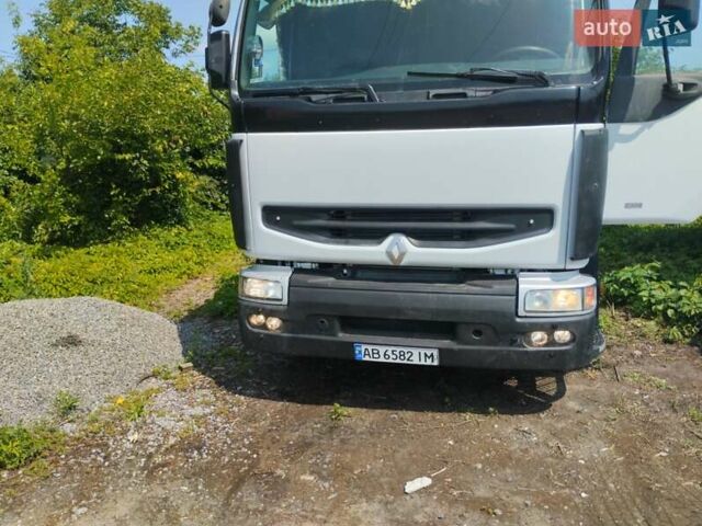 Белый Рено Премиум, объемом двигателя 12 л и пробегом 699 тыс. км за 15500 $, фото 2 на Automoto.ua