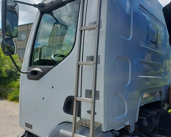 Рено Премиум 2006 в Ровно на Automoto.ua Белый Рено Премиум, объемом двигателя 6.9 л и пробегом 100 тыс. км за 27800 $, фото 20 на Automoto.ua