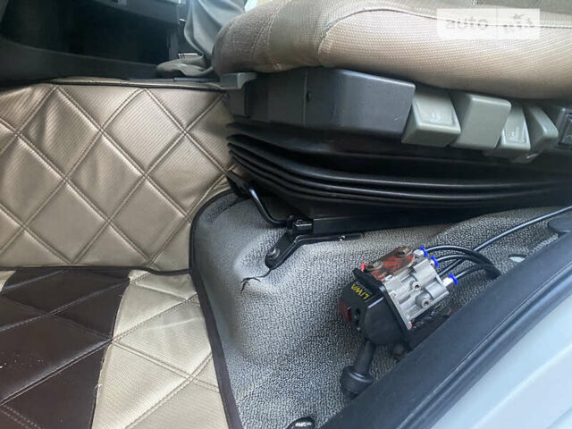 Белый Рено Премиум, объемом двигателя 10.84 л и пробегом 885 тыс. км за 27100 $, фото 11 на Automoto.ua