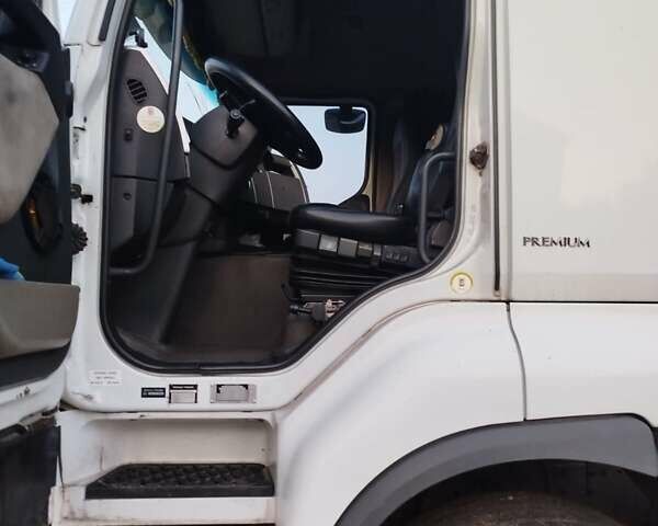 Білий Рено Преміум, об'ємом двигуна 10.84 л та пробігом 1 тис. км за 28000 $, фото 10 на Automoto.ua