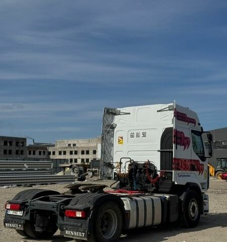 Белый Рено Премиум, объемом двигателя 10.84 л и пробегом 695 тыс. км за 12500 $, фото 9 на Automoto.ua