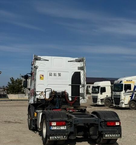 Белый Рено Премиум, объемом двигателя 10.84 л и пробегом 695 тыс. км за 12500 $, фото 7 на Automoto.ua