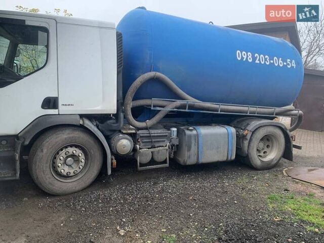 Белый Рено Премиум, объемом двигателя 10.84 л и пробегом 695 тыс. км за 20000 $, фото 7 на Automoto.ua