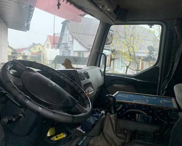 Белый Рено Премиум, объемом двигателя 10.84 л и пробегом 695 тыс. км за 20000 $, фото 9 на Automoto.ua