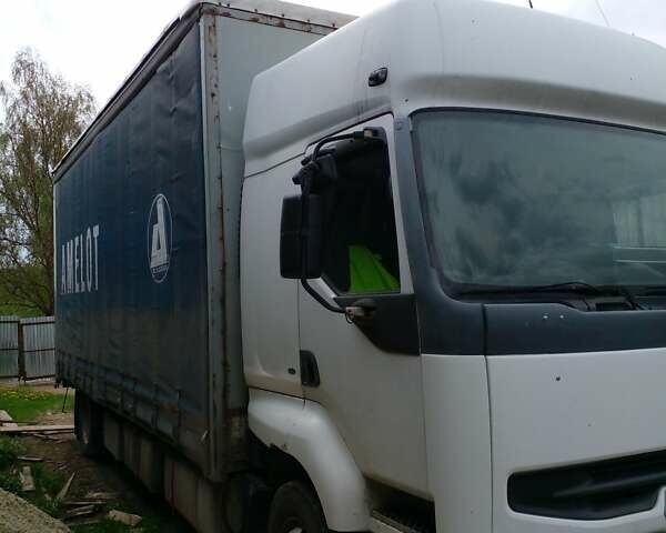 Белый Рено Премиум, объемом двигателя 11.1 л и пробегом 600 тыс. км за 10000 $, фото 4 на Automoto.ua