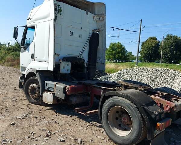 Белый Рено Премиум, объемом двигателя 11 л и пробегом 1 тыс. км за 5800 $, фото 8 на Automoto.ua