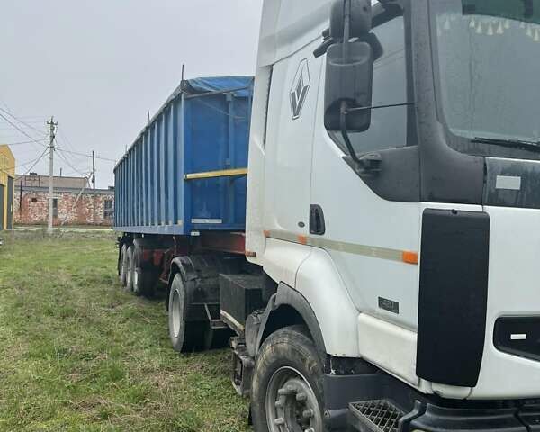 Белый Рено Премиум, объемом двигателя 11.1 л и пробегом 1000 тыс. км за 12000 $, фото 2 на Automoto.ua