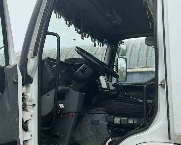 Белый Рено Премиум, объемом двигателя 11.1 л и пробегом 1000 тыс. км за 12000 $, фото 23 на Automoto.ua