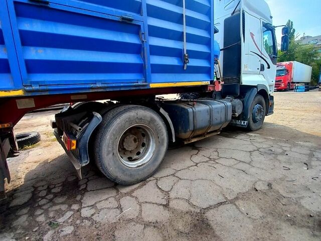 Белый Рено Премиум, объемом двигателя 12 л и пробегом 555 тыс. км за 4300 $, фото 1 на Automoto.ua