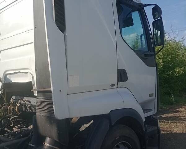 Белый Рено Премиум, объемом двигателя 11.1 л и пробегом 380 тыс. км за 4200 $, фото 4 на Automoto.ua