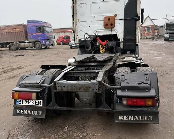 Белый Рено Премиум, объемом двигателя 11.12 л и пробегом 111 тыс. км за 3000 $, фото 1 на Automoto.ua