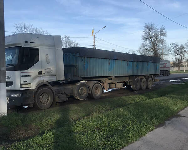 Белый Рено Премиум, объемом двигателя 11 л и пробегом 1 тыс. км за 8300 $, фото 5 на Automoto.ua