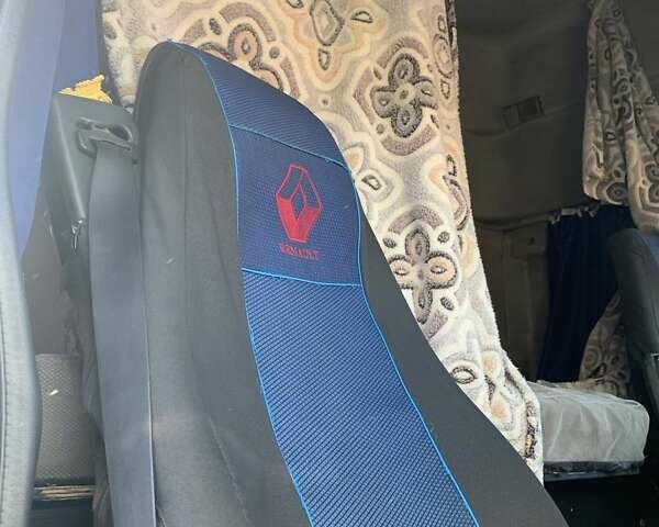 Белый Рено Премиум, объемом двигателя 10.8 л и пробегом 995 тыс. км за 6600 $, фото 13 на Automoto.ua