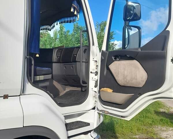 Белый Рено Премиум, объемом двигателя 10.8 л и пробегом 1 тыс. км за 7000 $, фото 8 на Automoto.ua