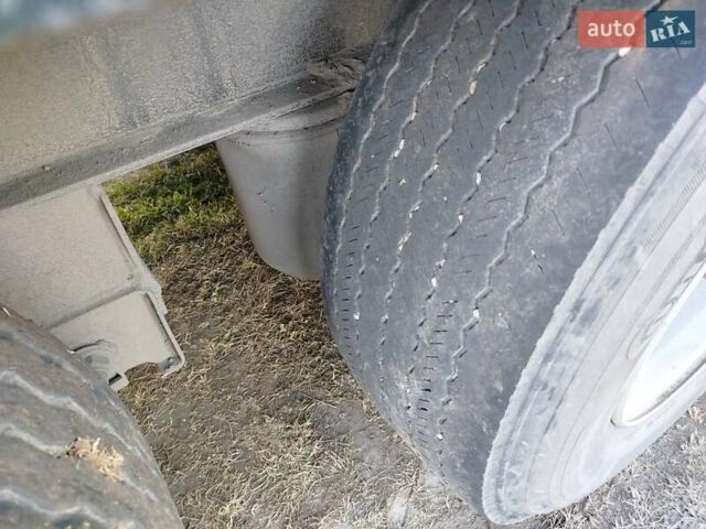 Белый Рено Премиум, объемом двигателя 11 л и пробегом 1 тыс. км за 12000 $, фото 5 на Automoto.ua