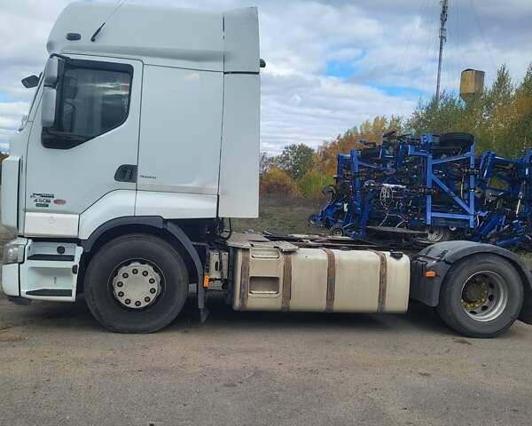 Білий Рено Преміум, об'ємом двигуна 0 л та пробігом 940 тис. км за 8000 $, фото 4 на Automoto.ua