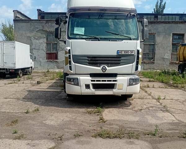 Белый Рено Премиум, объемом двигателя 10.84 л и пробегом 1 тыс. км за 5499 $, фото 3 на Automoto.ua