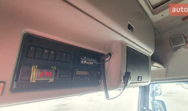 Белый Рено Премиум, объемом двигателя 10.84 л и пробегом 2 тыс. км за 10000 $, фото 6 на Automoto.ua