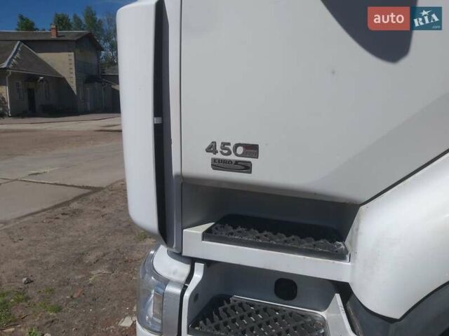 Белый Рено Премиум, объемом двигателя 10.8 л и пробегом 1 тыс. км за 8998 $, фото 5 на Automoto.ua