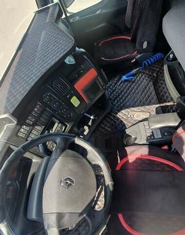 Белый Рено Премиум, объемом двигателя 10.84 л и пробегом 2 тыс. км за 10000 $, фото 3 на Automoto.ua