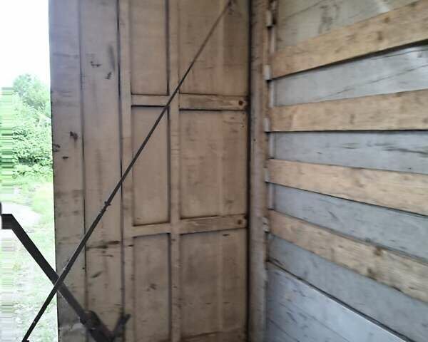 Белый Рено Премиум, объемом двигателя 10.8 л и пробегом 895 тыс. км за 9500 $, фото 13 на Automoto.ua