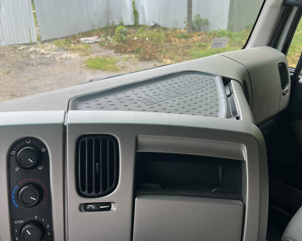 Белый Рено Премиум, объемом двигателя 10.85 л и пробегом 1 тыс. км за 11000 $, фото 11 на Automoto.ua