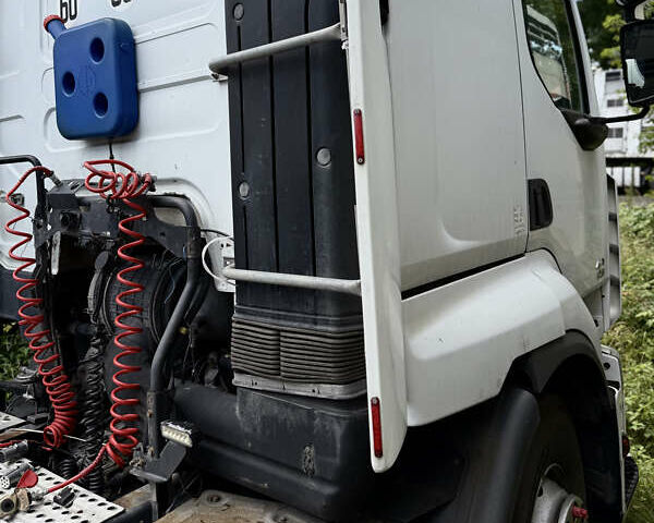 Білий Рено Преміум, об'ємом двигуна 10.8 л та пробігом 1 тис. км за 8500 $, фото 6 на Automoto.ua