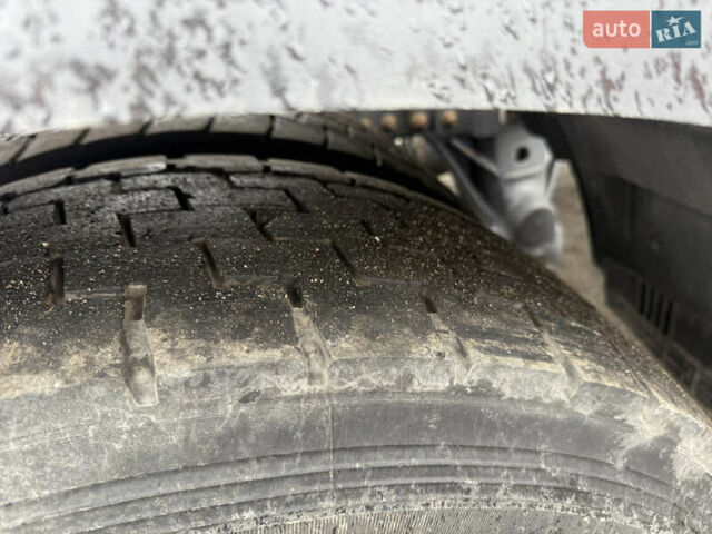 Белый Рено Премиум, объемом двигателя 10.84 л и пробегом 1 тыс. км за 7999 $, фото 15 на Automoto.ua