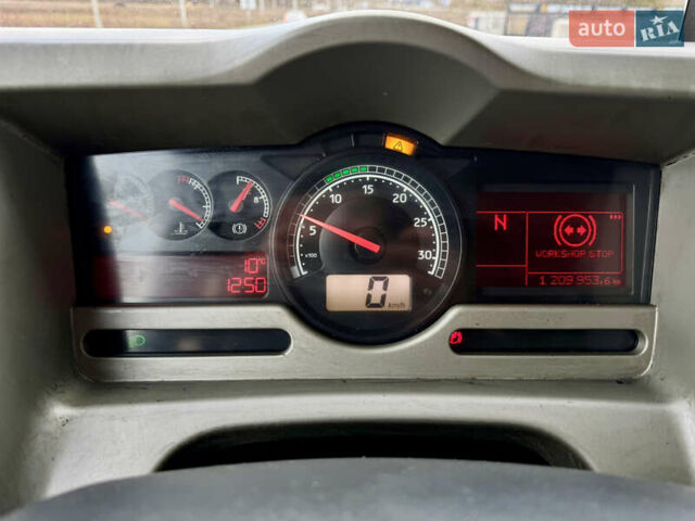 Белый Рено Премиум, объемом двигателя 10.84 л и пробегом 1 тыс. км за 9000 $, фото 23 на Automoto.ua