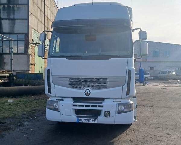 Белый Рено Премиум, объемом двигателя 10.84 л и пробегом 1 тыс. км за 16999 $, фото 1 на Automoto.ua