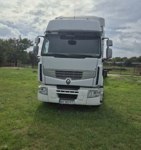 Белый Рено Премиум, объемом двигателя 10.84 л и пробегом 950 тыс. км за 7200 $, фото 1 на Automoto.ua