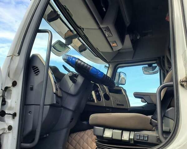 Белый Рено Премиум, объемом двигателя 10.85 л и пробегом 1 тыс. км за 8900 $, фото 12 на Automoto.ua