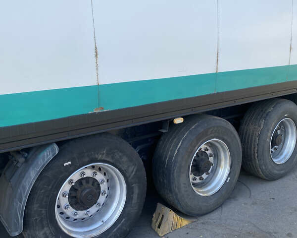 Белый Рено Премиум, объемом двигателя 10.8 л и пробегом 924 тыс. км за 10500 $, фото 8 на Automoto.ua