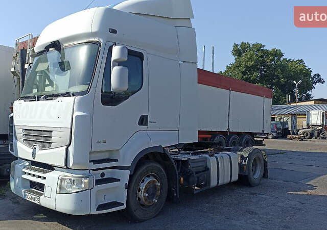 Рено Премиум 2011 в Киеве на Automoto.ua Белый Рено Премиум, объемом двигателя 10.84 л и пробегом 690 тыс. км за 9000 $, фото 2 на Automoto.ua